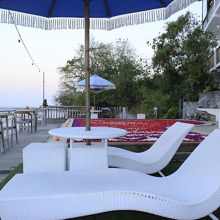 Suite Ocean Blue Batununggul Exterior foto