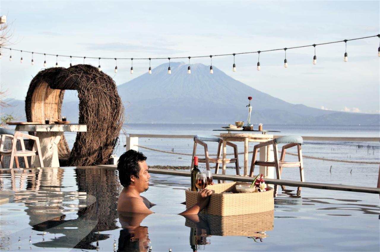 Suite Ocean Blue Batununggul Exterior foto