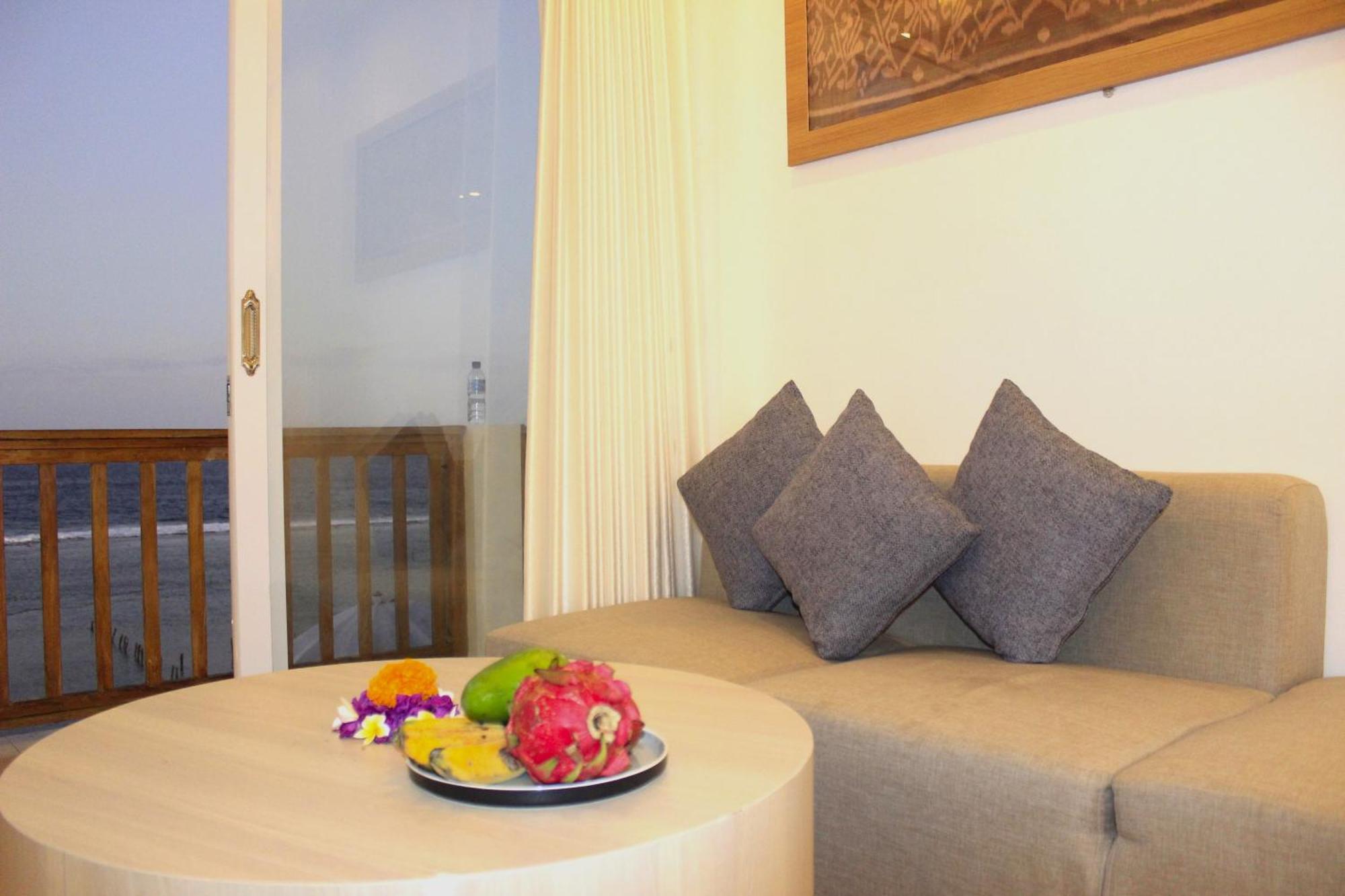 Suite Ocean Blue Batununggul Exterior foto